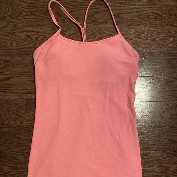 Lululemon tank - Picture 1 of 2